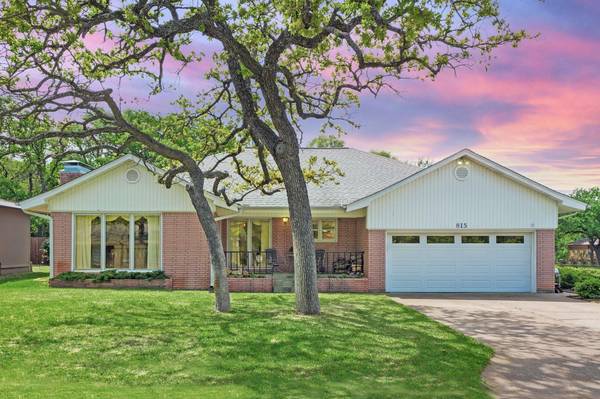 815 NW 11th Street,  Mineral Wells,  TX 76067