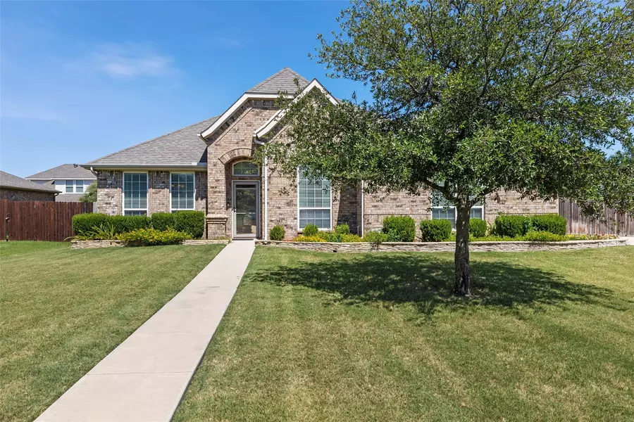 305 Caladium Court, Mansfield, TX 76063