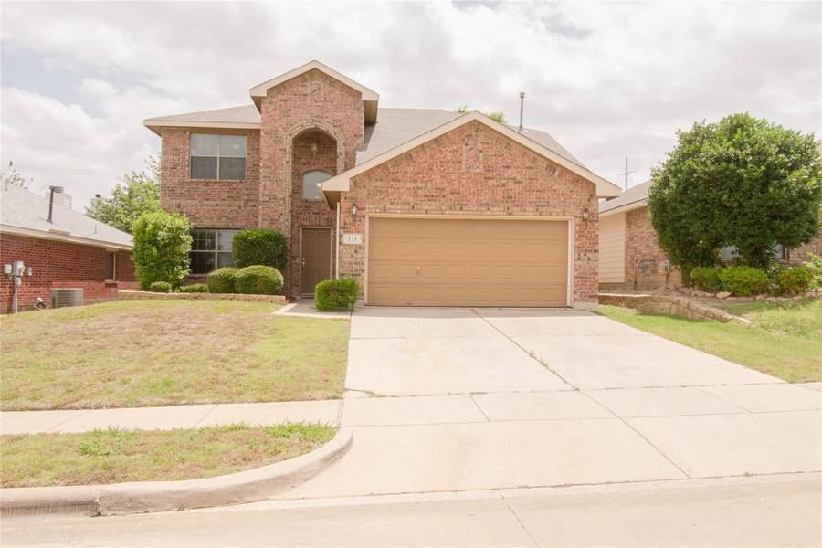 717 Western Star Drive, Fort Worth, TX 76179