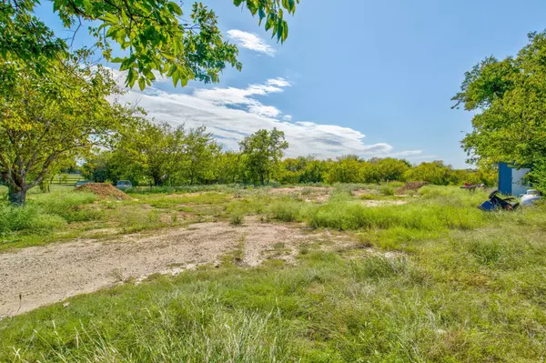 Joshua, TX 76058,8108 Whispering Meadows Road