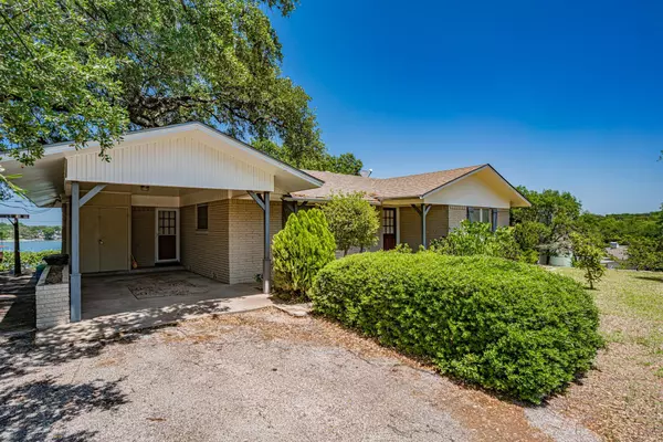 Granbury, TX 76048,114 Peninsula Court