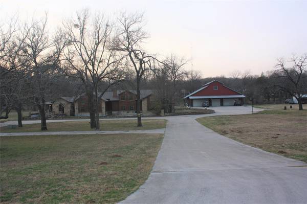 9182 Scenic Drive,  Pilot Point,  TX 76258