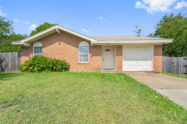 408 Kemp Court, Mansfield, TX 76063