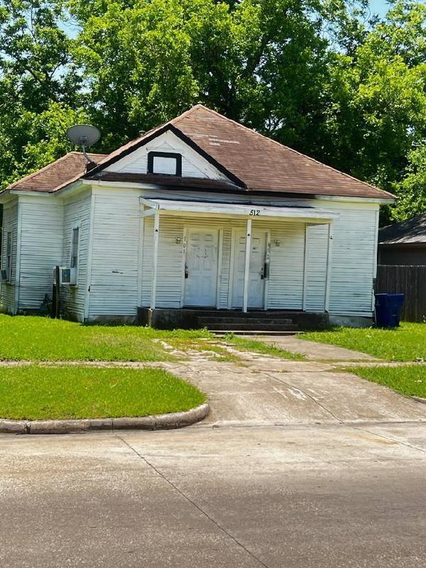 512 W Crawford Street, Denison, TX 75020