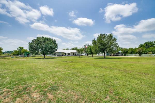 Terrell, TX 75161,13960 County Road 352