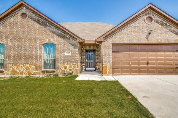 519 Long Prairie Drive, Royse City, TX 75189