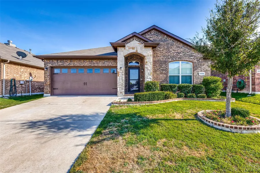 5008 Armadale Drive, Arlington, TX 76001