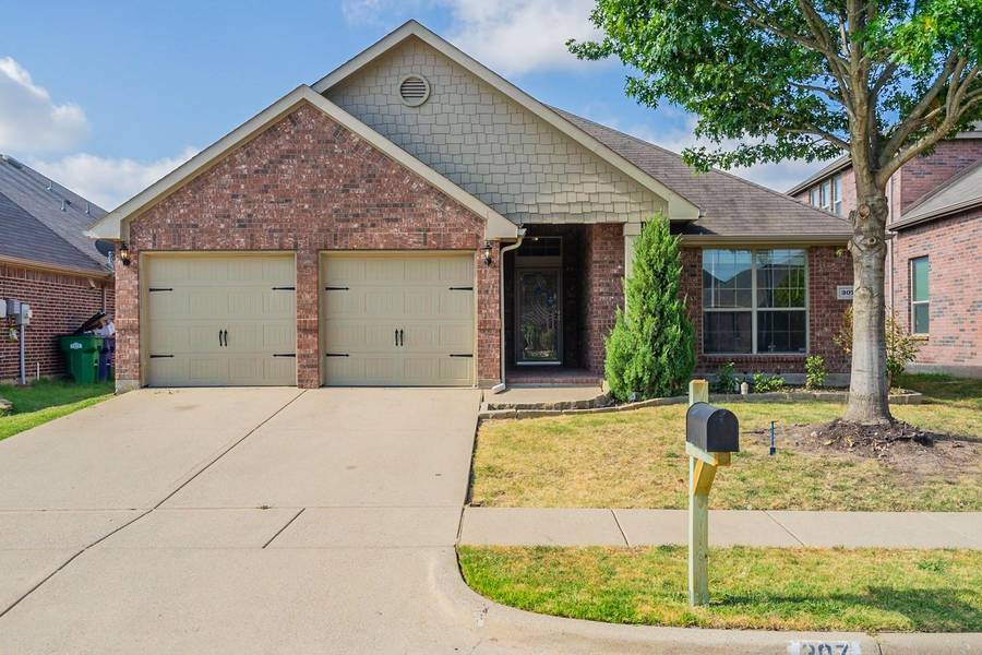 307 Hawthorn Drive, Fate, TX 75087