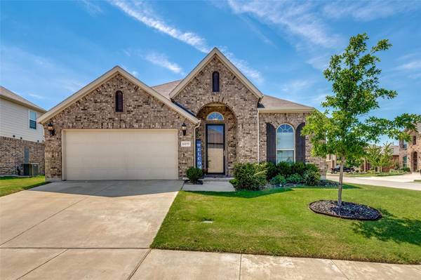 15777 Fire Ridge Drive, Fort Worth, TX 76177