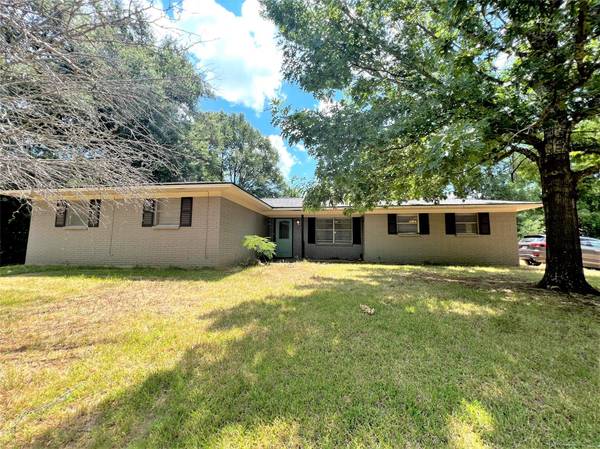 1394 Shady Lane, Canton, TX 75103