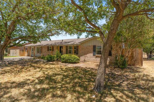 4414 DELWOOD, Brownwood, TX 76801