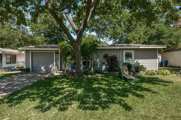 2916 Charles Drive, Garland, TX 75041