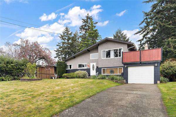 Colwood, BC V9C 2J9,3339 Roberlack Rd