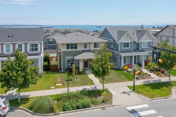 3521 Ryder Hesjedal Way, Colwood, BC V9C 0J6