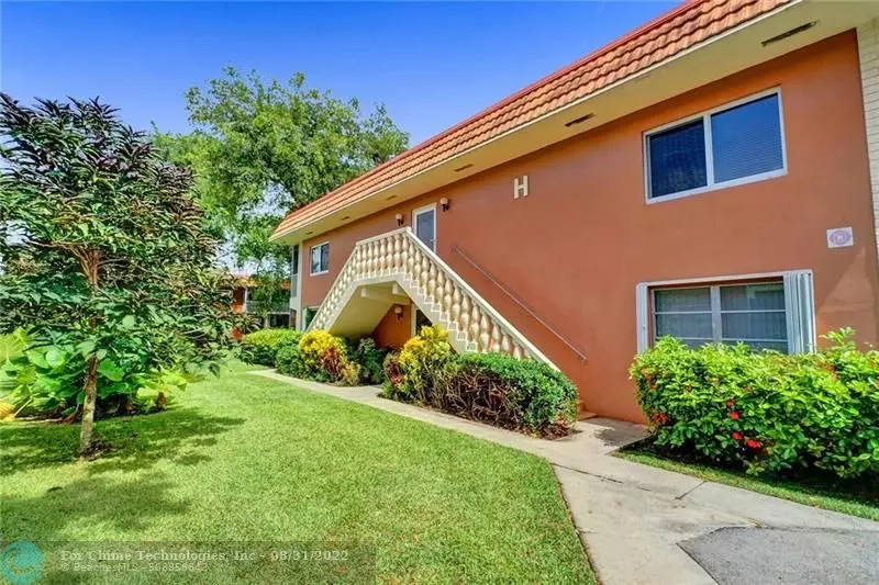 Wilton Manors, FL 33305,1920 NE 1st Ter  #108H