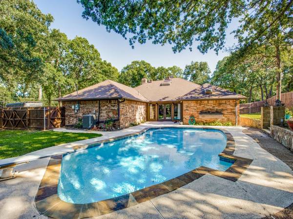 Colleyville, TX 76034,404 Oak Crest Hill Drive