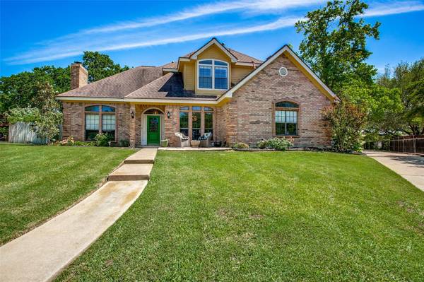 3900 Magnolia Court, Colleyville, TX 76034