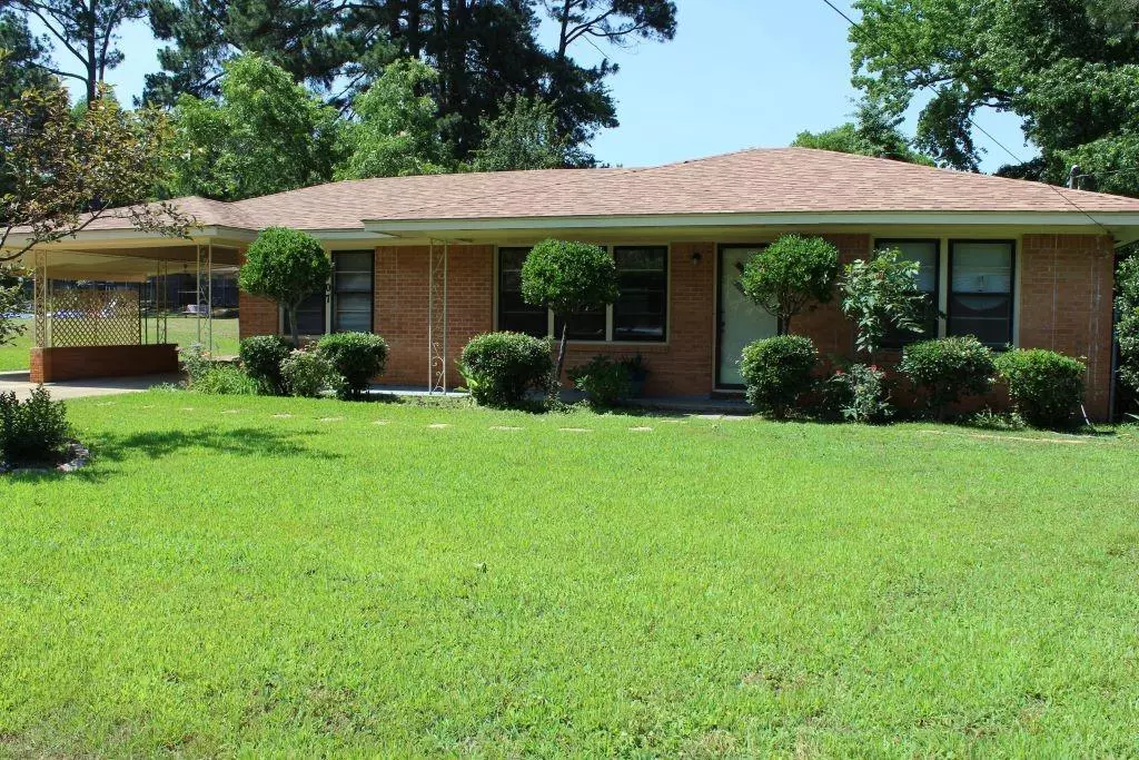 Minden, LA 71055,107 Berry Drive