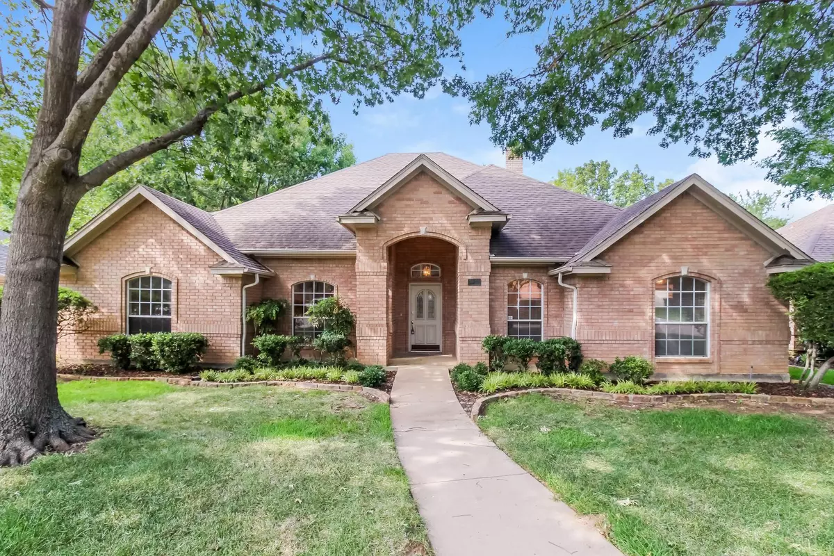 Arlington, TX 76001,3311 Hunter Cove Drive