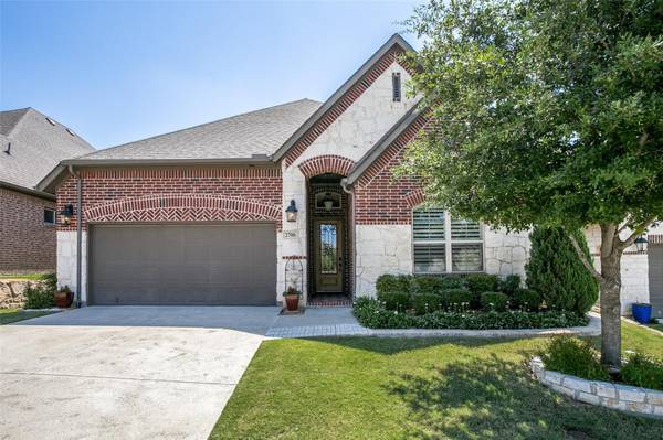 2706 Pointview Court, Lewisville, TX 75067