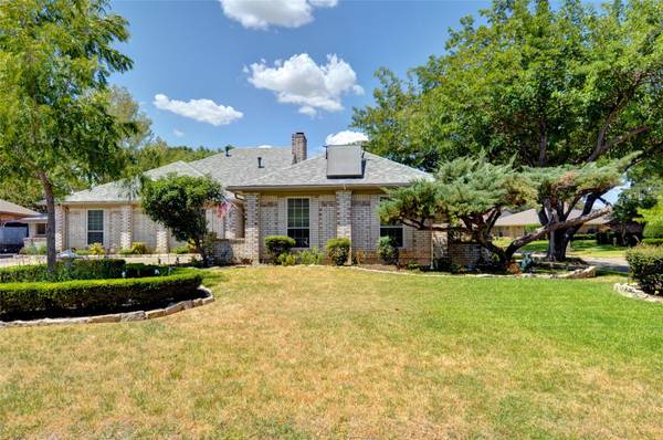 3804 Danbury Drive, Arlington, TX 76016