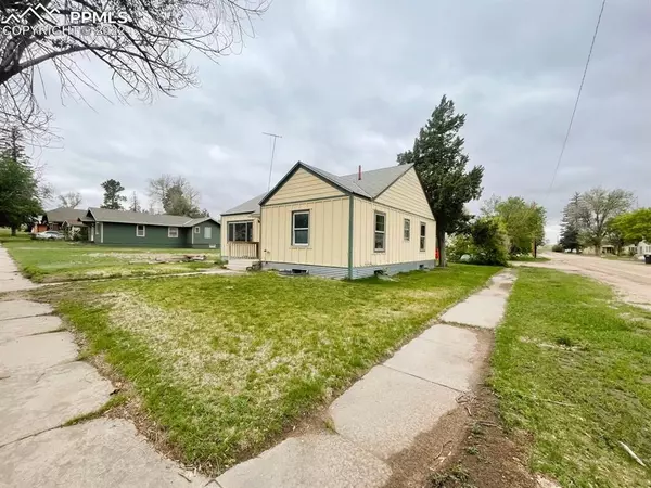 Simla, CO 80835,403 Pueblo AVE