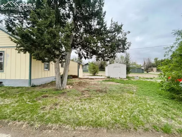 Simla, CO 80835,403 Pueblo AVE