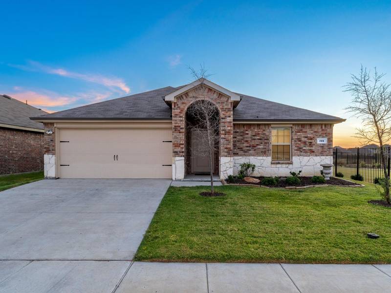 721 Darlington Oak Avenue, Royse City, TX 75189