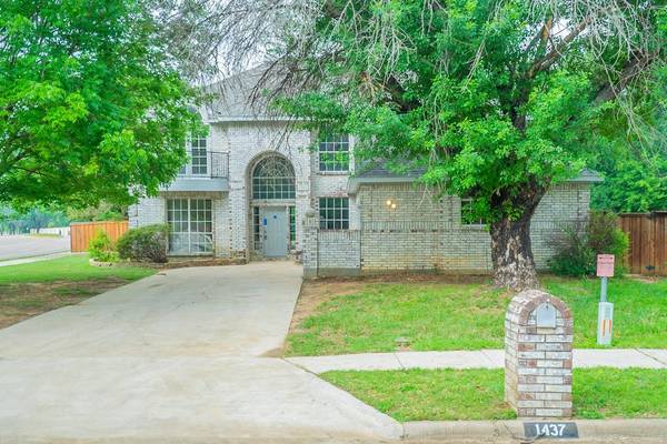 1437 Memory Court, Lewisville, TX 75077