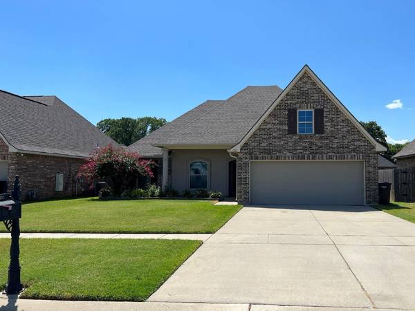 331 Camelback Drive, Bossier City, LA 71111