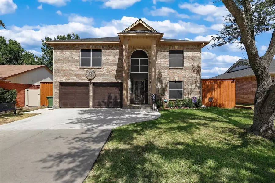 5519 White Dove Drive, Arlington, TX 76017