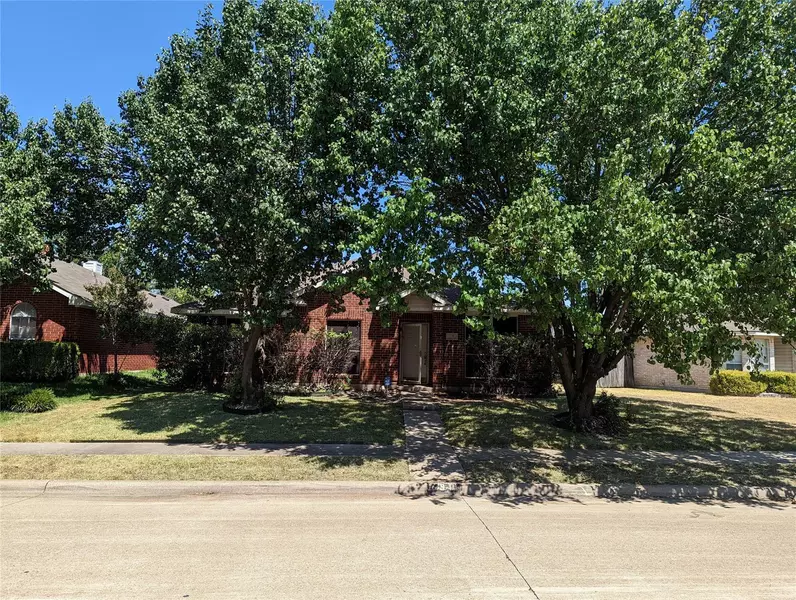 730 Catalina Drive, Lancaster, TX 75146