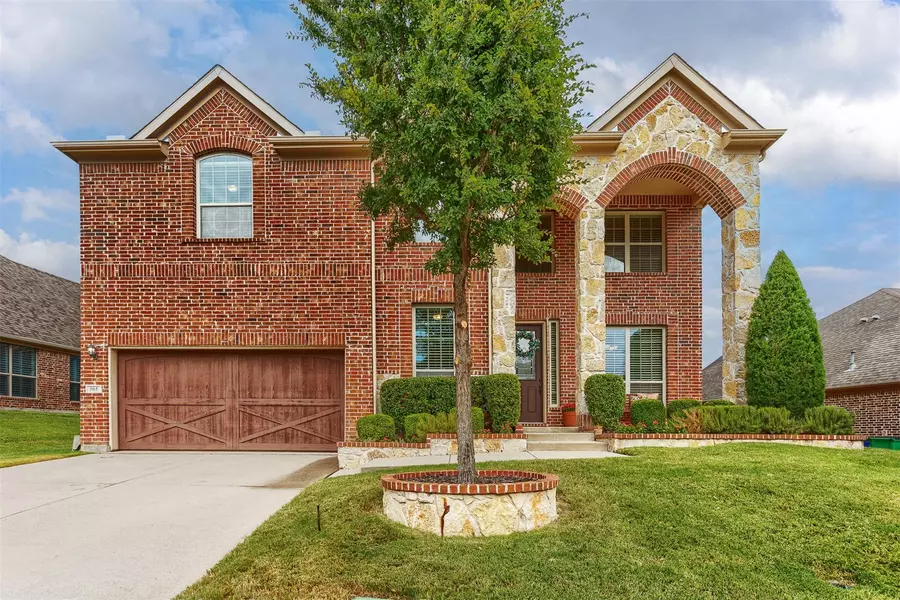 305 Oak Point Drive, Mckinney, TX 75071