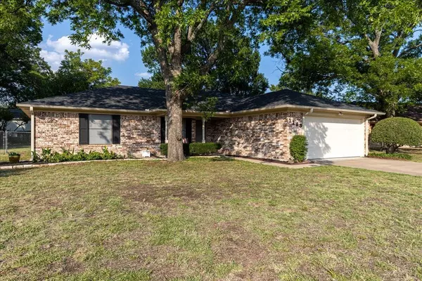 Granbury, TX 76048,1103 Holiday Court