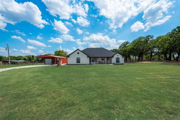 305 County Road 3470, Paradise, TX 76073