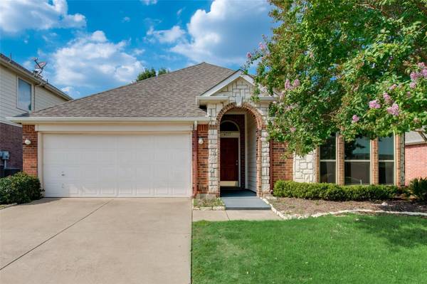 4117 Double Oak Drive, Bedford, TX 76021