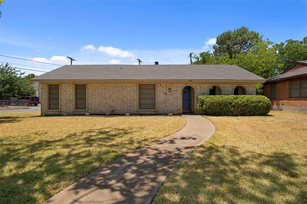 900 Emerson Drive, Waco, TX 76710