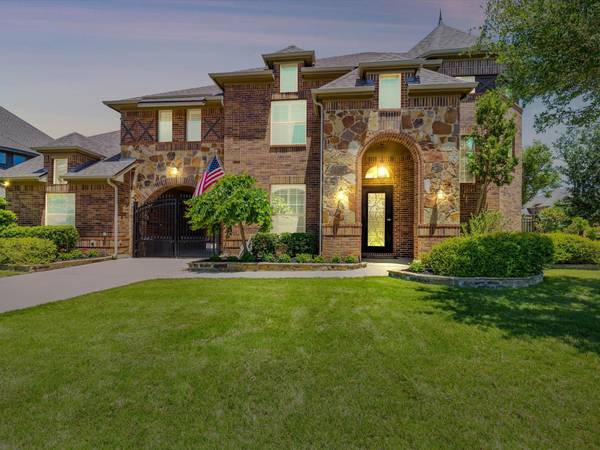 319 Hidden Cove Court, Keller, TX 76248