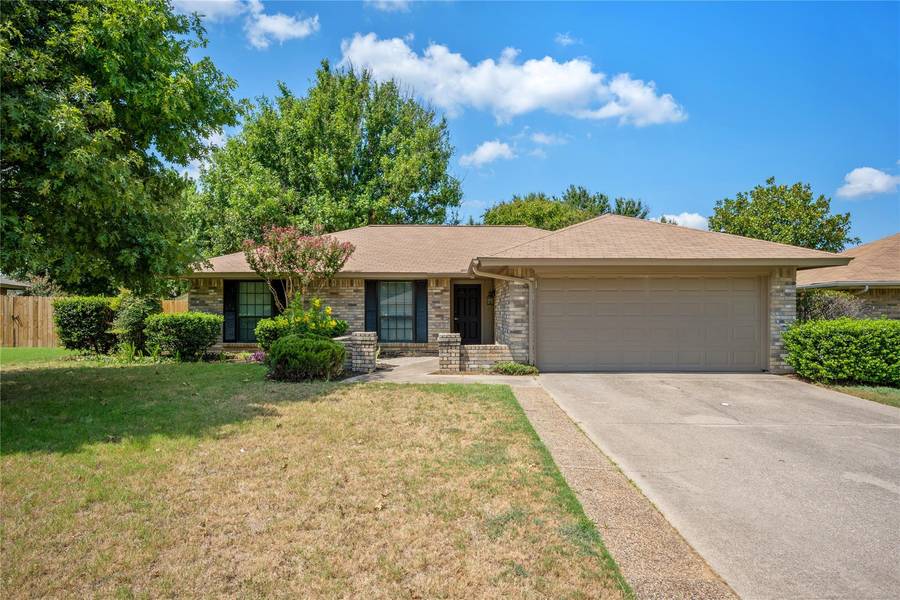 417 Anice Lane, Euless, TX 76039