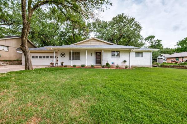 407 E Huitt Lane, Euless, TX 76040