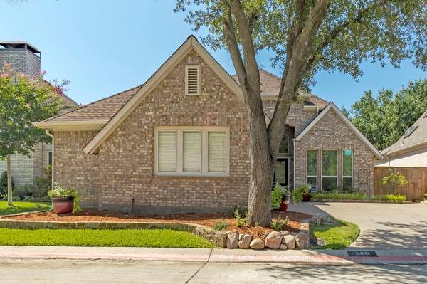 206 Arbor Creek Drive, Euless, TX 76039