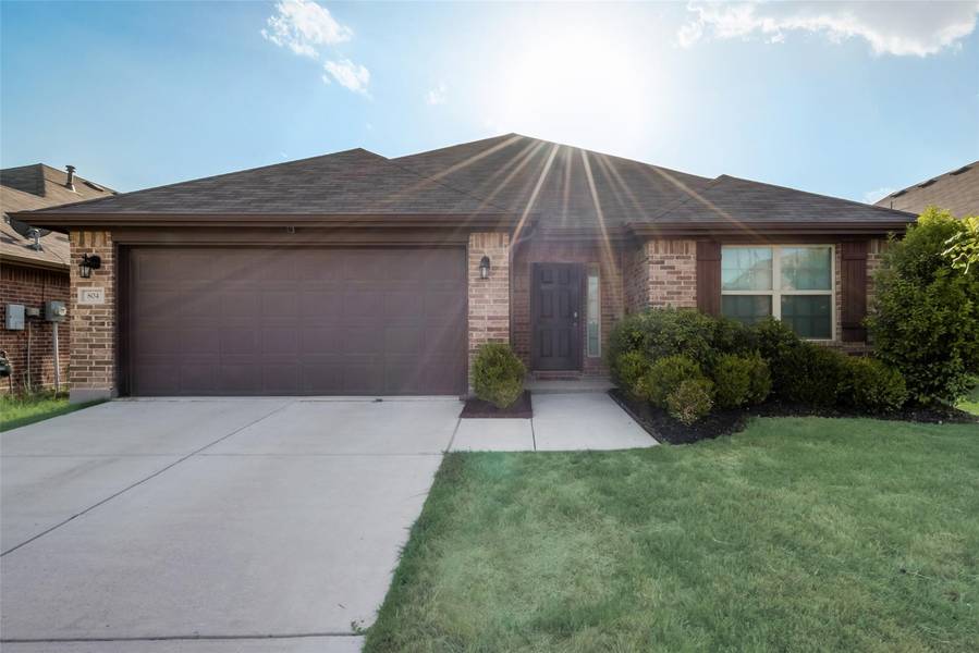 804 Kinghaven Drive, Little Elm, TX 75068