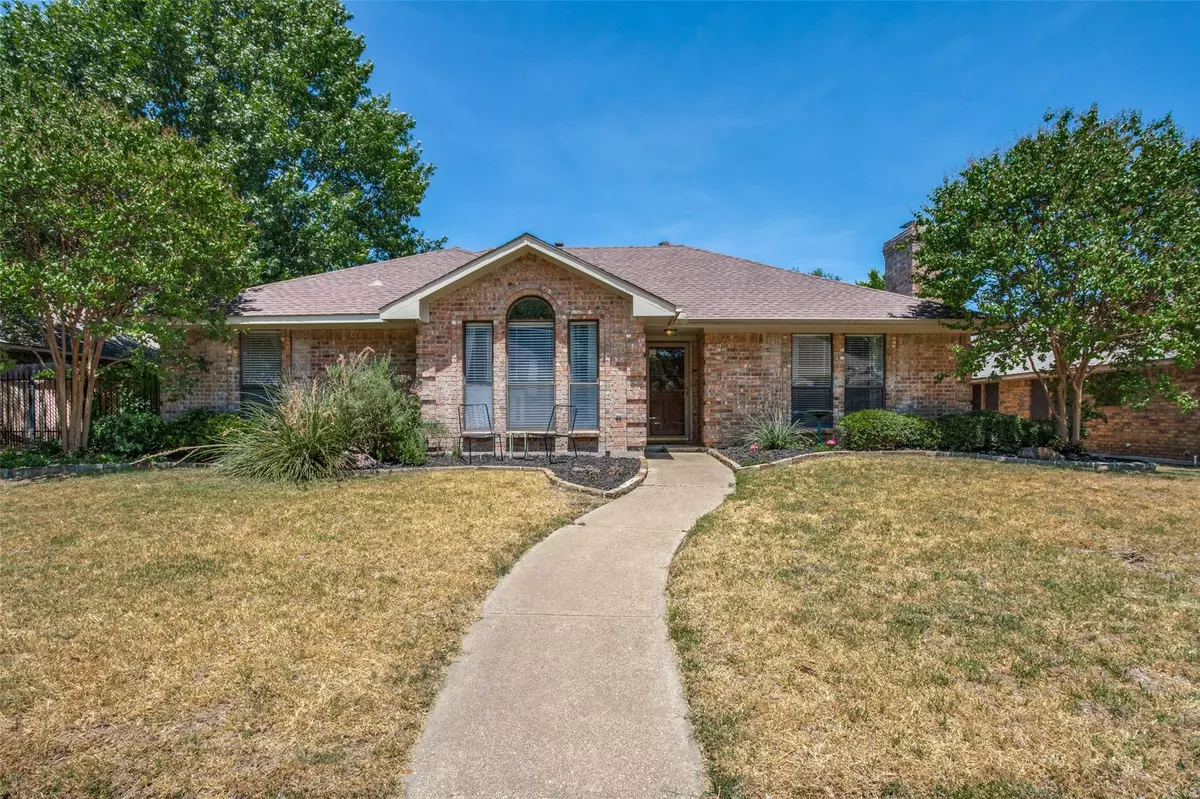 Mckinney, TX 75071,2410 Crestview Drive