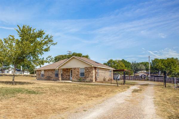 100 Ridgeway Drive, Blue Ridge, TX 75424