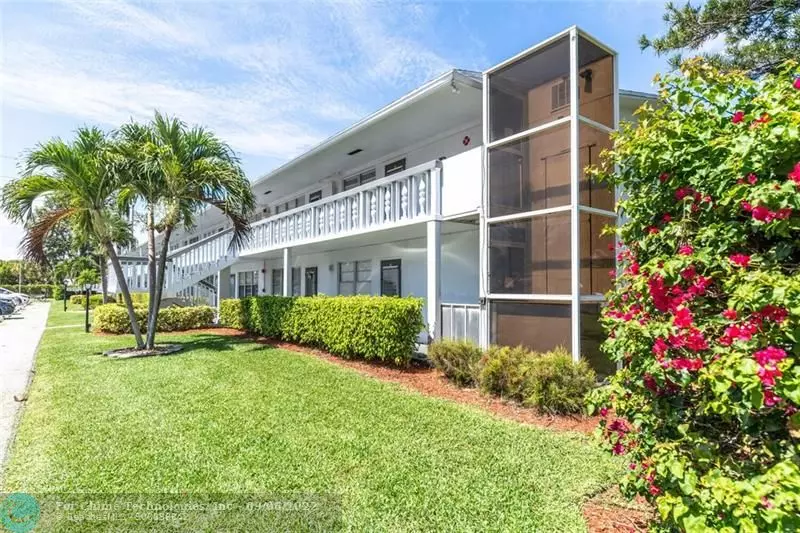 Deerfield Beach, FL 33442,74 Farnham D  #74