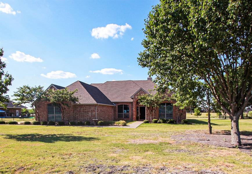 17111 Darby Drive, Talty, TX 75126