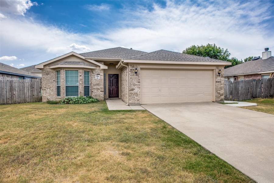 511 Lonestar Park Lane, Ponder, TX 76259