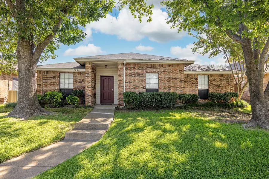 5206 Turtle Cove Road, Garland, TX 75044