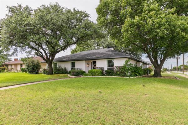 1715 Baltimore Drive, Richardson, TX 75081