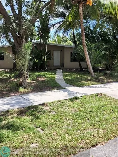 265 NE 44th Ct, Deerfield Beach, FL 33064